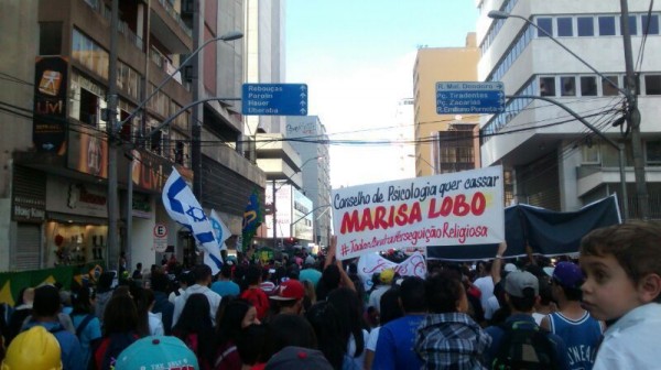 manifestação-marisa-curitiba-3