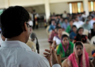 Índia: autoridades transformam igreja em templo hindu e forçam fiéis a se converterem à religião