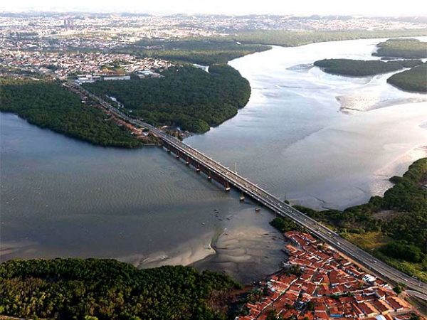 Trecho do rio onde os adolescentes foram obrigados a pular