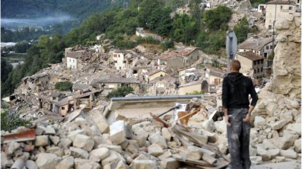 Vilarejo destruído