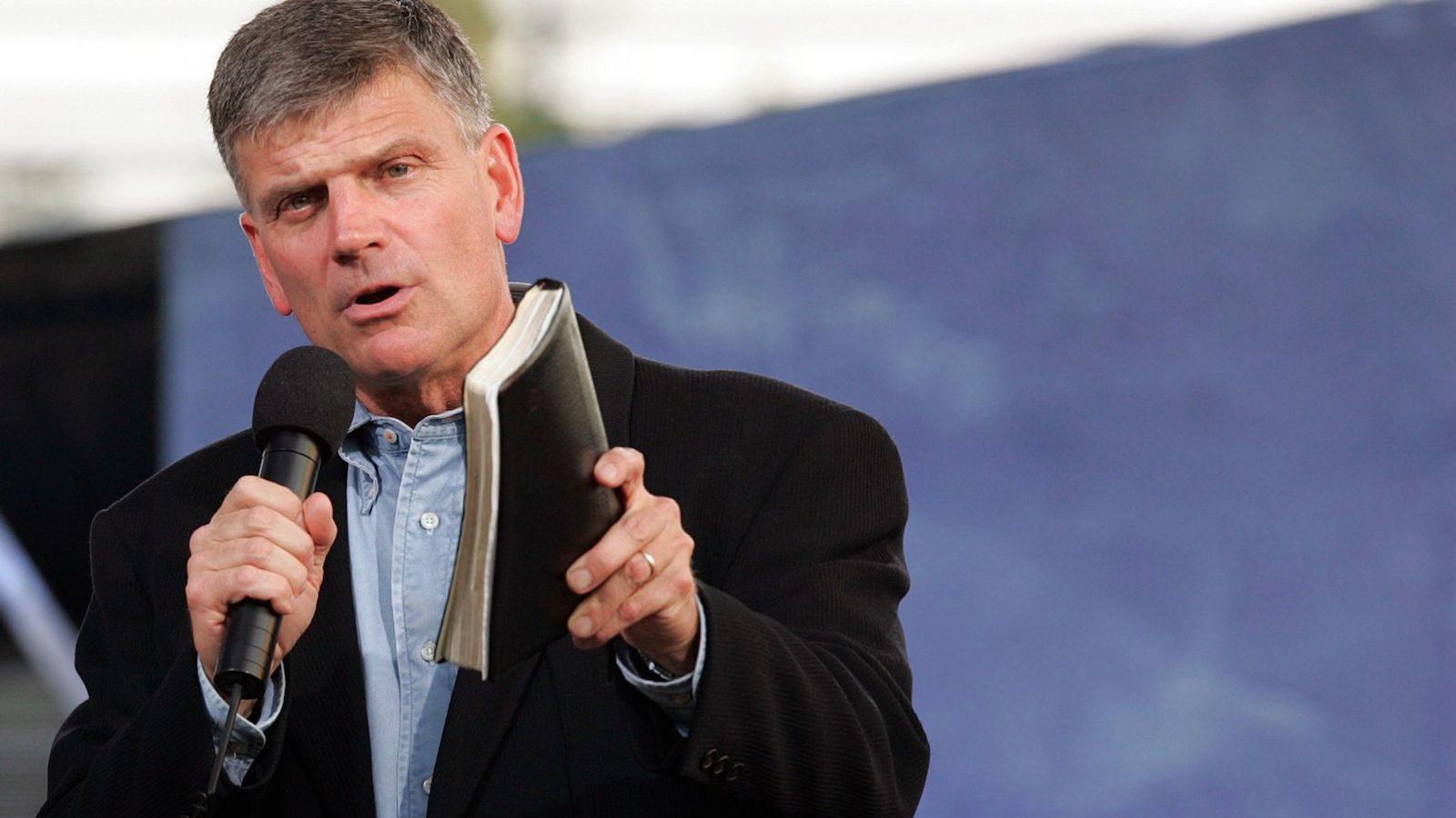 Cruzada com Franklin Graham leva 1.700 pessoas a Cristo