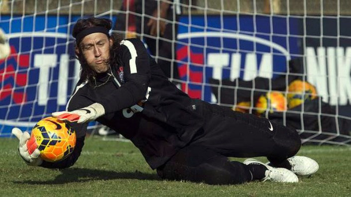 Goleiro Cássio revela que abandonou o álcool e passou a frequentar a igreja para dar a volta por cima