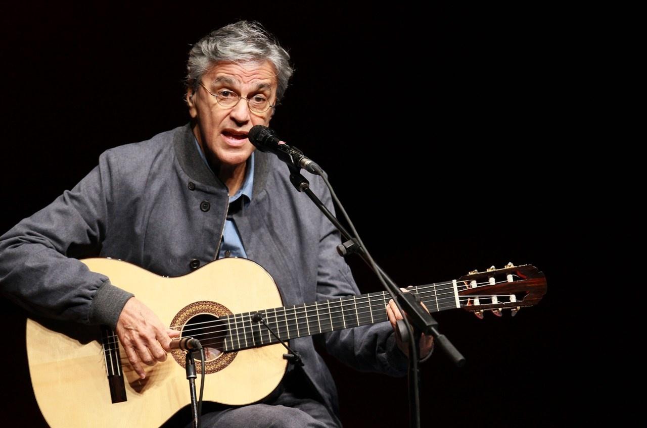 Críticas de Feliciano a Caetano Veloso por tirar virgindade de menina de 13 anos rendem processo ao pastor