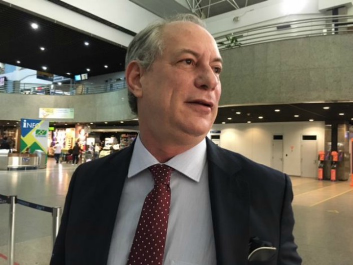 Ciro Gomes compara igrejas a traficantes e diz que evangélicos têm poder de fraudar eleição