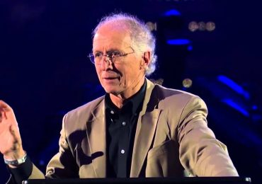 John Piper coloca em dúvida apoio a Trump e se diz "perplexo"