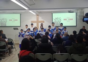 Polícia invade culto e prende pastor e mais 50 fiéis em igreja na China