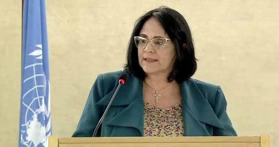 Damares Alves faz denúncia sobre o aborto