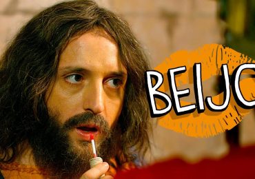 Porta dos Fundos faz cena de beijo gay entre Jesus e Judas