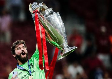 Goleiro foi decisivo na vitória do Liverpool