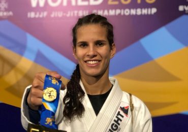 Adolescente vence mundial de jiu-jitsu