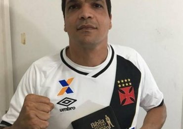 Contra má fase do Vasco, Cabo Daciolo pede que torcida grite “glórias a Deus"