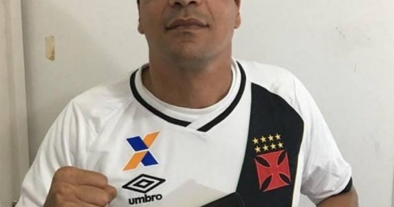 Contra má fase do Vasco, Cabo Daciolo pede que torcida grite “glórias a Deus"