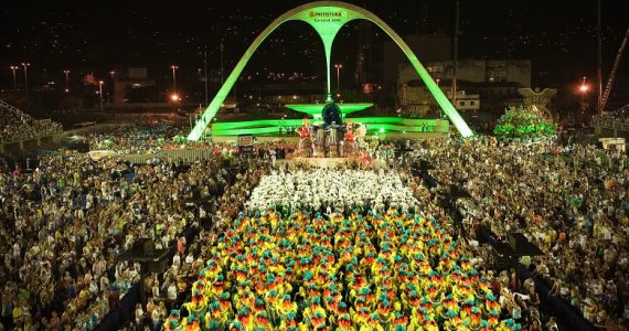 Mangueira usará Cristo em seu enredo no carnaval 2020