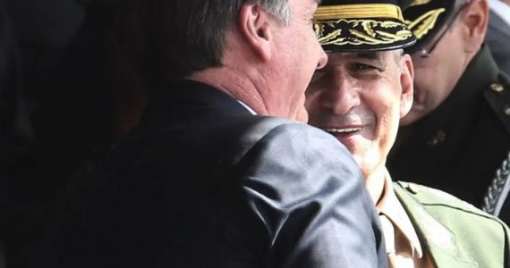 Presidente Bolsonaro e o general Luiz Eduardo Ramos Baptista Pereira