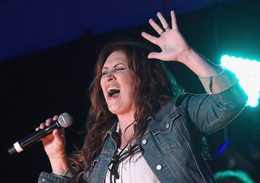 Jo Dee Messina