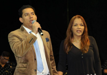 Pastor Anderson do Carmo e Flordelis atuavam juntos à frente do ministério