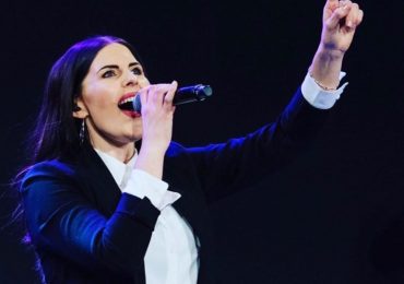 Internada às pressas por aneurisma cerebral, vocalista da Hillsong vive dias de milagre