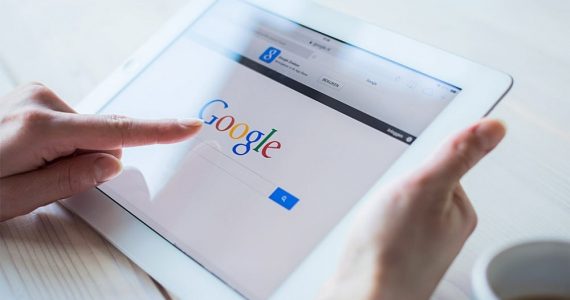 Pesquisas no Google incluem perguntas sobre a Bíblia e Jesus