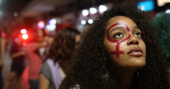 Aborto atinge muito mais às mulheres negras