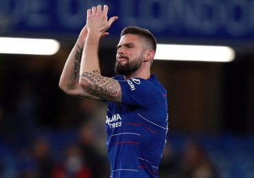 “Falo de minha fé sempre que posso”, diz atacante cristão Olivier Giroud, do Chelsea