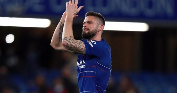 “Falo de minha fé sempre que posso”, diz atacante cristão Olivier Giroud, do Chelsea