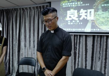 Pastor luta por democracia na China