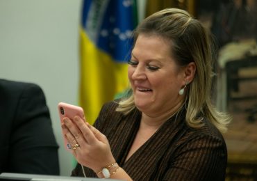 Após Malafaia chama-la de hipócrita, Joice Hasselmann lembra caso da lavagem de dinheiro