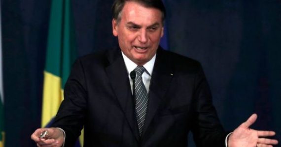 Para “preservar valores cristãos”, Bolsonaro corta verbas de produções artísticas sobre gênero