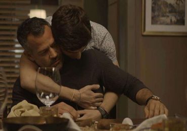 Após conversão de personagens, A Dona do Pedaço deverá mostrar beijo gay no capítulo final