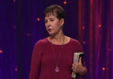 “Somente Deus pode nos mudar”, diz Joyce Meyer sobre transformação e maturidade espiritual