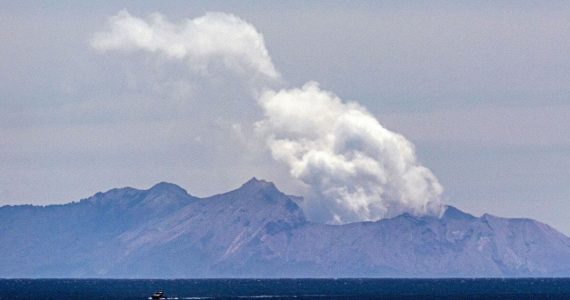 Pastor e sua filha ajudam salvar vítimas queimadas em erupção de vulcão na Nova Zelândia