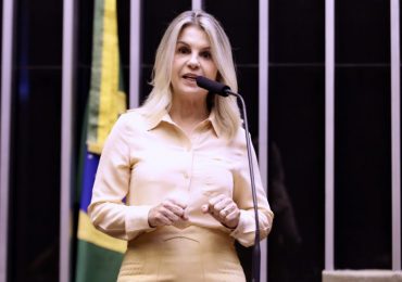 Omitir "mudança de sexo" do parceiro pode gerar anulação do casamento