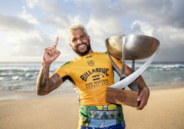 “Tu És maravilhoso”, diz Ítalo Ferreira ao agradecer a Deus por título do Mundial de Surfe