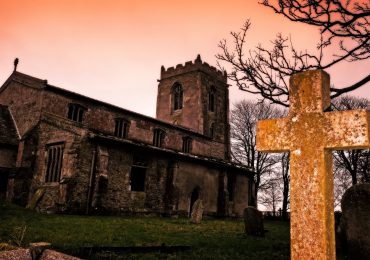 Igreja da Inglaterra quer por fim a rituais satânicos em templo cristão histórico