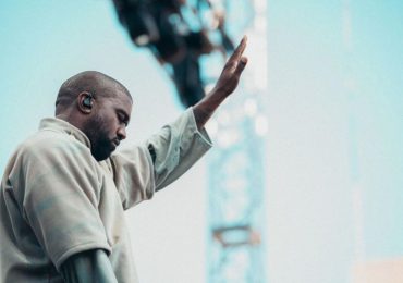 Todos os dias que não pego uma bebida, venço o diabo, diz Kanye West sobre libertação