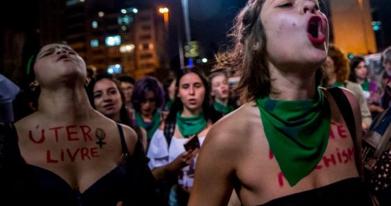 Feminismo cristão? Católicas e evangélicas se unem pelo direito ao aborto