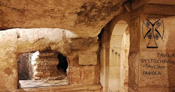 Igreja do local onde nasceu Jesus é interditada devido ao coronavírus