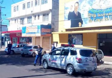 Diversas igrejas são fechadas por guardas municipais por desrespeitarem quarentena