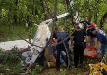 Homem sofre queda de avião, sobrevive e surpreende: "É um milagre"