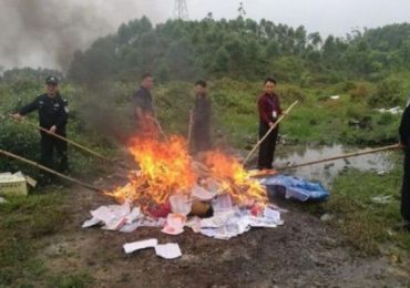 Partido Comunista Chinês impede igrejas de imprimirem material de estudo bíblico