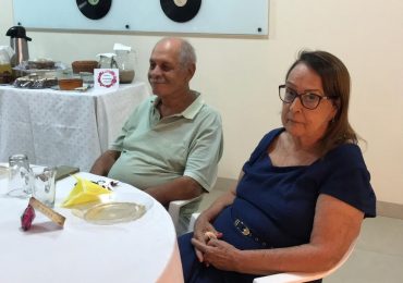 Casal cristão com coronavírus morre lado a lado em hospital com diferença de horas