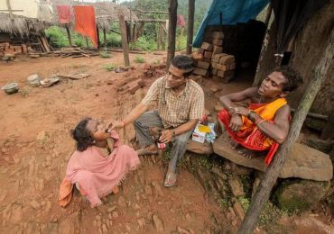 Após a morte do marido, missionária persevera e colhe 5 mil conversões