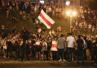 Cristãos jejuam pelo fim da violência em protestos contra governo ditador