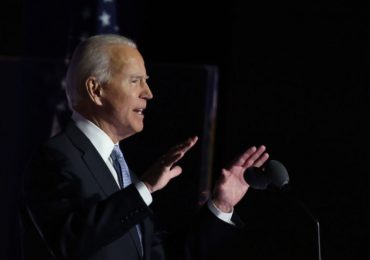 Joe Biden tem como meta reverter medidas de Trump contra o aborto