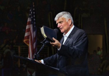 No Natal vamos lembrar ao mundo que Deus nos enviou Jesus, diz Franklin Graham