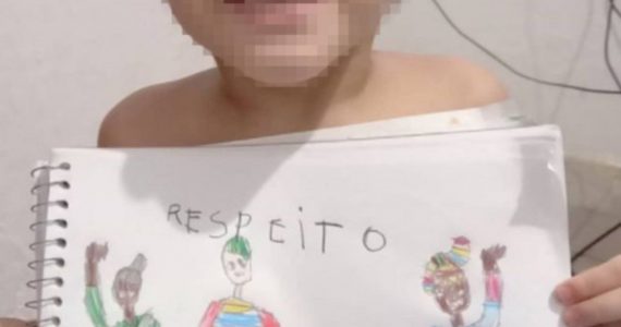 Mãe expõe “criança trans” de 6 anos em rede social para lucrar