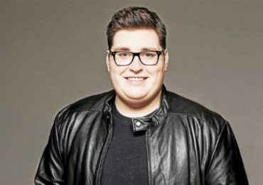 'Vou declarar a Sua glória’, diz Jordan Smith, vencedor do The Voice nos EUA