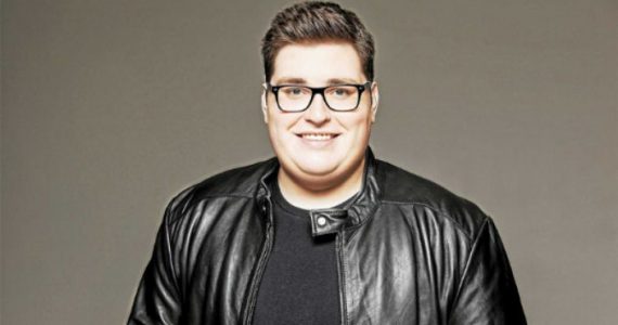 'Vou declarar a Sua glória’, diz Jordan Smith, vencedor do The Voice nos EUA