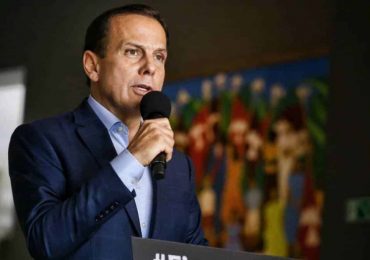 Ministério Público quer derrubar decreto de Doria que reconheceu igrejas como essenciais