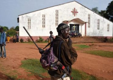 Contrariado com evangelismo, extremista muçulmano mata pastor pentecostal em Uganda